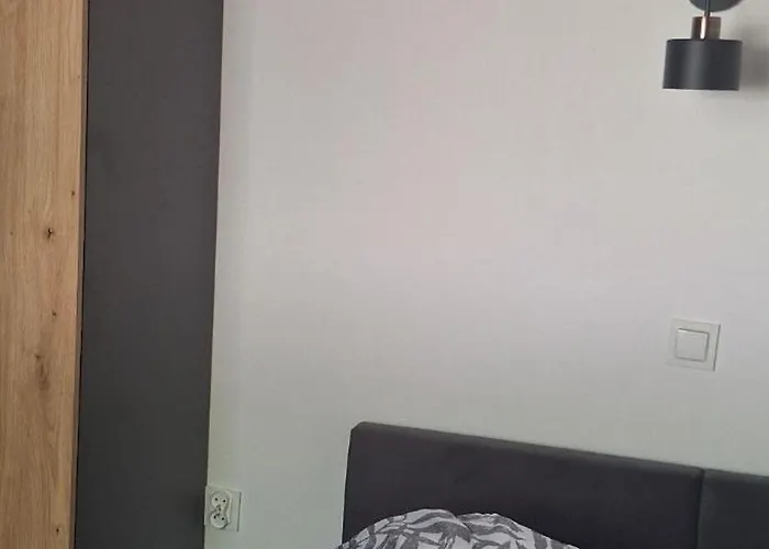 Nad Jeziorem Budzislaw Koscielny